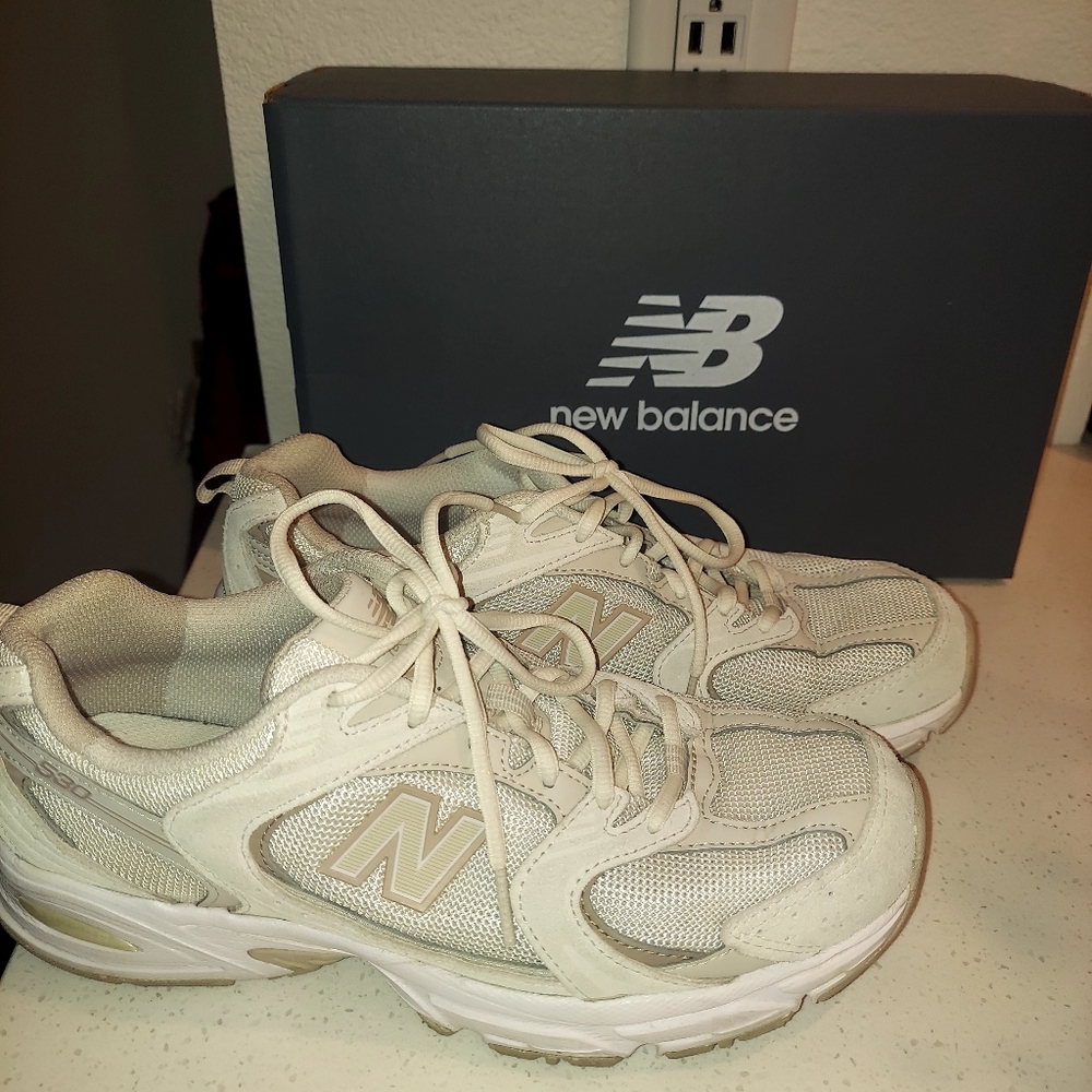 New Balance 530 Women's Cream Sneakers